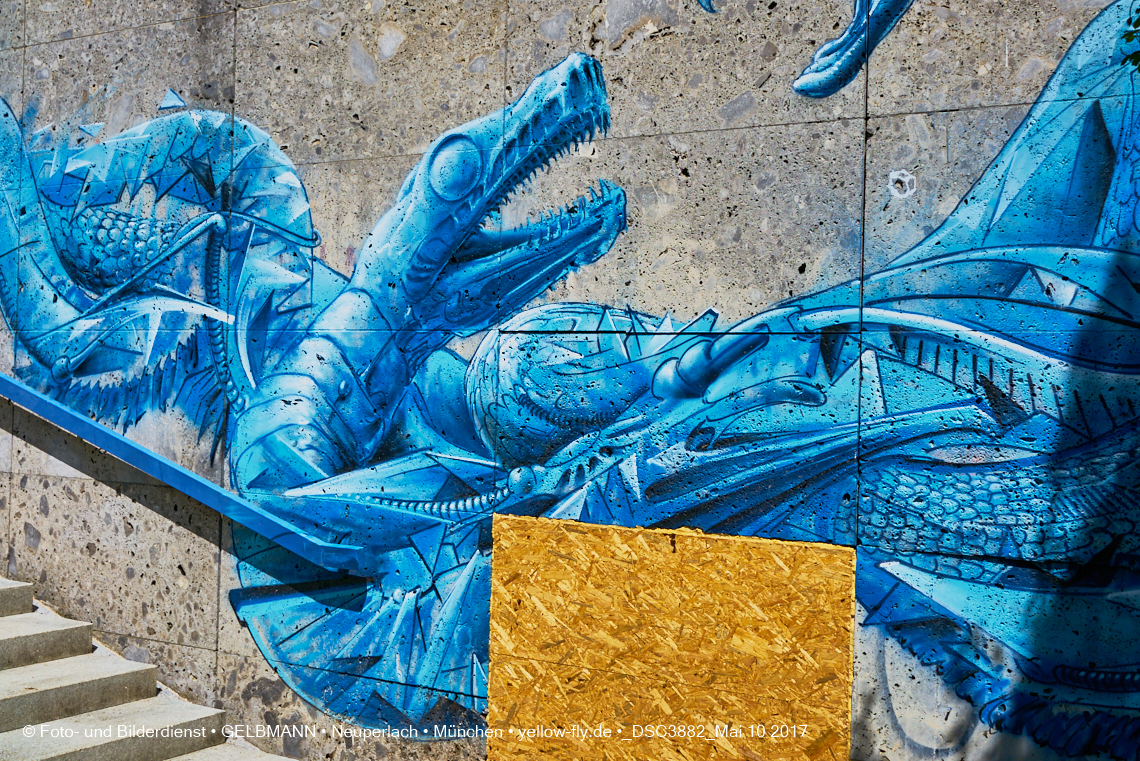 21.03.2017 - Abrissbaustelle Quiddezentrum in Neuperlach